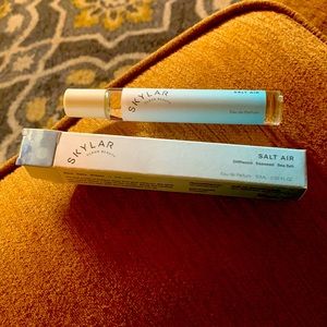 Skylar beauty Salt Air rollerball perfume NWT
